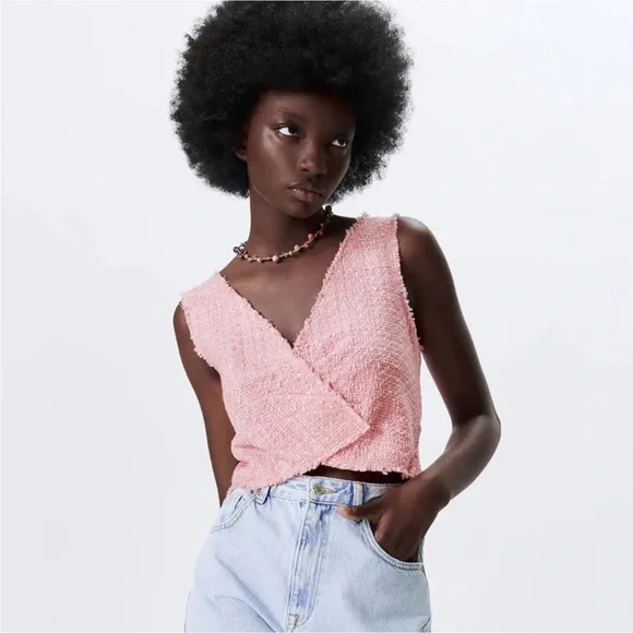 Zara TWEED TEXTURED CROP TOP V-neck w/Frayed Trim - Picture 10 of 11